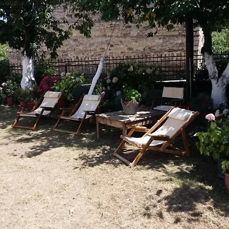 Ξενοδοχείο αντιγόνη 2*