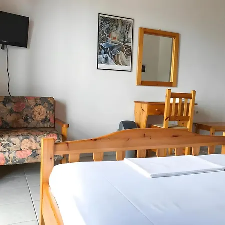 Gasthuis Antigoni Neochori (Karditsa)